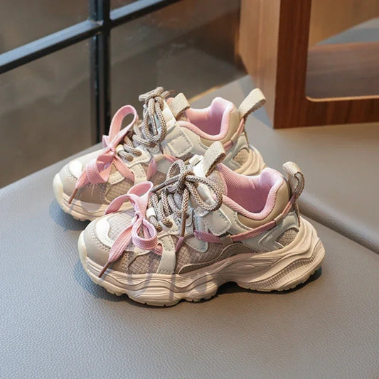 Girls and Boys Sports Shoes: Fashion, Breathable, Non-slip, Perfect for School and Sports Activities.