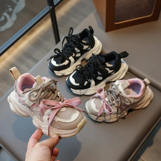 Girls and Boys Sports Shoes: Fashion, Breathable, Non-slip, Perfect for School and Sports Activities.