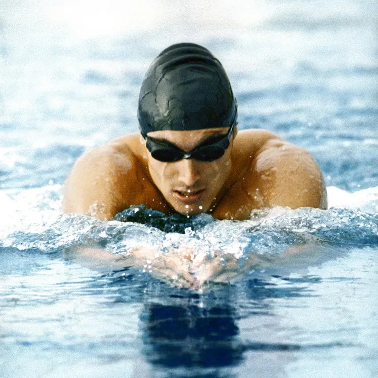 Cuffia da nuoto extra large in silicone per capelli lunghi, unisex e ad alta elasticità con copertura per orecchie.