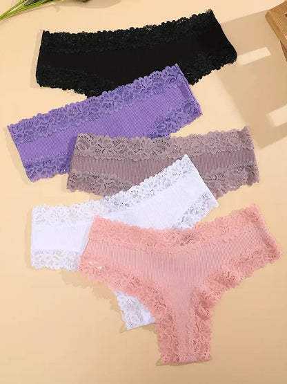 Set da 5 mutandine di cotone con pizzo floreale, patchwork, taglie S-XL, per un look moderno e confortevole.