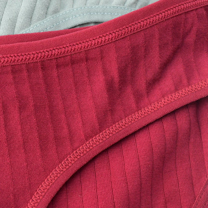 Mutandine in cotone di alta qualità con design a cuore e taglio sexy per donne.