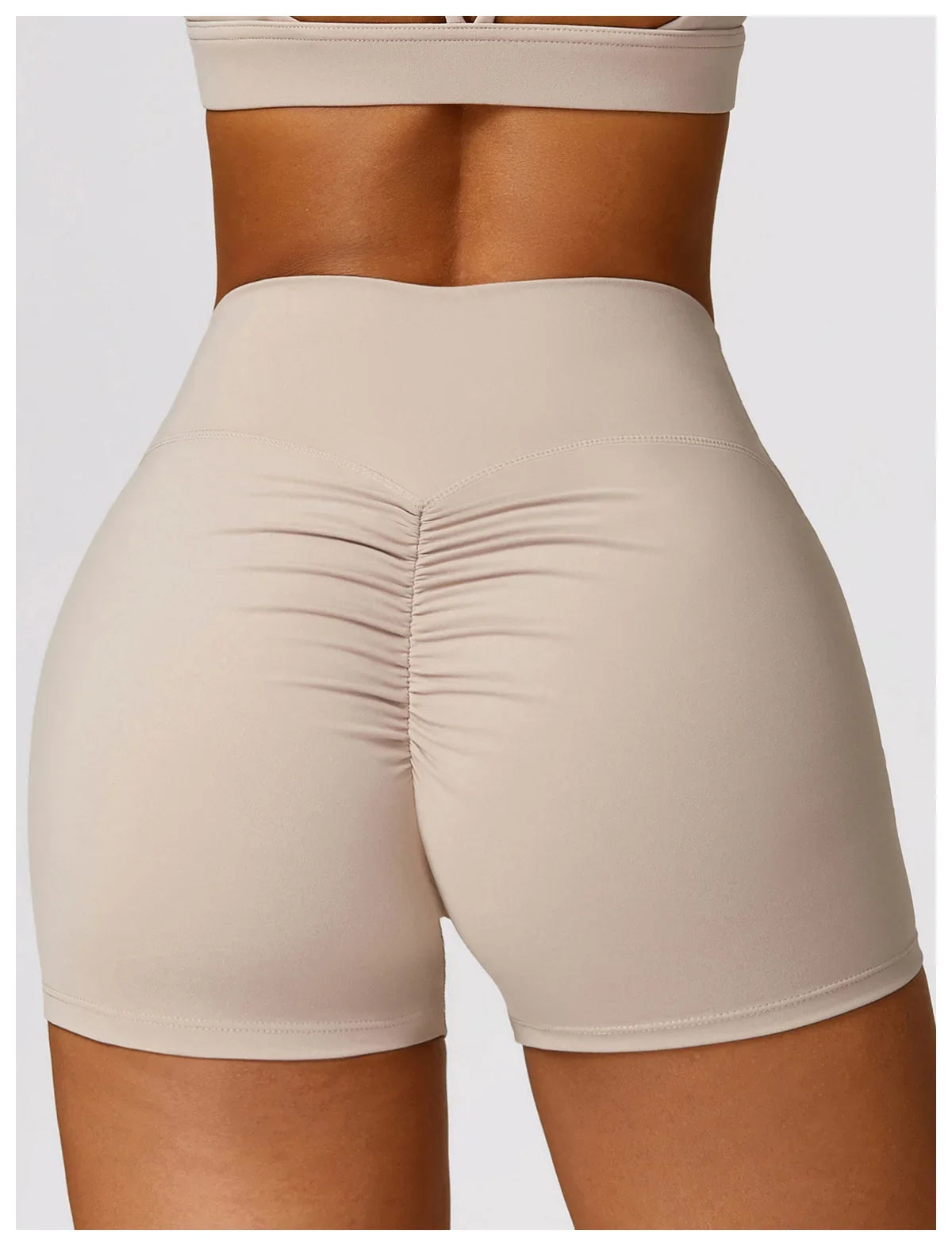 Leggings sportivi da donna, perfetti per praticare yoga e allenarsi in palestra per esaltare la silhouette femminile.
