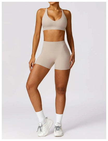 Leggings sportivi da donna, perfetti per praticare yoga e allenarsi in palestra per esaltare la silhouette femminile.