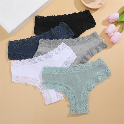 Set da 5 mutandine di cotone con pizzo floreale, patchwork, taglie S-XL, per un look moderno e confortevole.