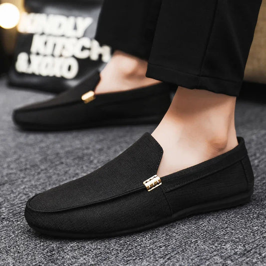 Men's breathable and orthopedic sports slip-on shoes, ideal for outdoor activities such as walking and hiking.