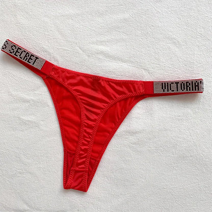 Intimo femminile sexy del 2024: il perizoma liscio a vita bassa è attraente, traspirante, lucido e confortevole.